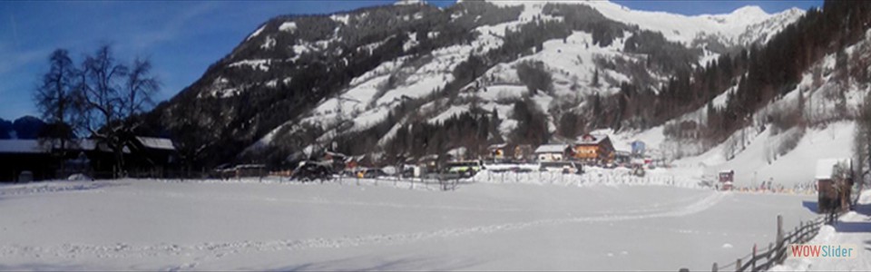 Skiwiese vor dem Haus